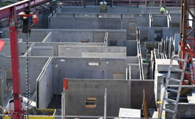 Gjermania përgjysmoi kuotën për punëtorët nga Ballkani, industria e ndërtimit paralajmëron pasoja serioze