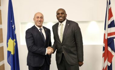 Haradinaj takon Sekretarin britanik: Mbretëria e Bashkuar mbetet një nga mbështetësit më të mëdhenj të Kosovës