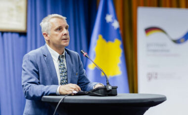 Rohde: Qytetarët e Kosovës meritojnë politikanë që vendosin vendin para interesave partiake