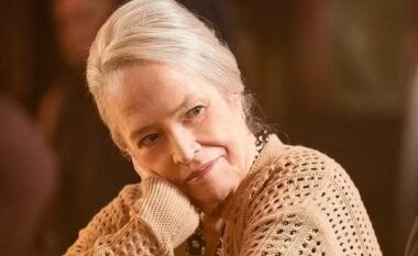 Kathy Bates zbulon se ndjek komentet e fansave në rrjet: Një fjalë negative më ndikon më shumë se mijëra të mira