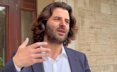 ​Deputetët nisin të mblidhen në Kuvend, Kraki kërkon nga opozita të mos bllokojnë konstituimin e legjislaturës së nëntë