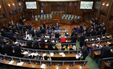 Nuk u konfirmuan mandatet – dështon konstituimi i Kuvendit