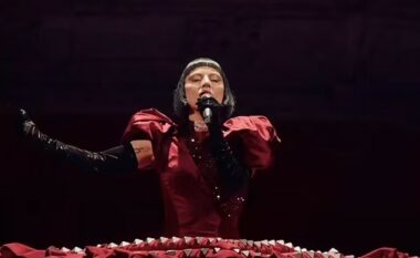 Probleme teknike në Coachella: Lady Gaga për pak sa nuk prish performancën kryesore