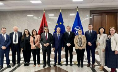 Shqipëri dhe Kosova me hapa të përbashkët drejt BE-së