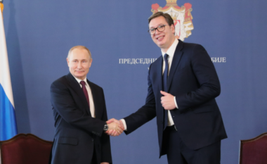 Kos: Serbia rrezikon integrimin në BE nëse Vuçiq takon Putinin