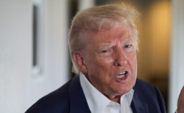 Trump thotë se Rusia dhe Ukraina janë ‘shumë afër një marrëveshjeje’ – kërkon që ‘të dyja palët tani duhet të takohen’