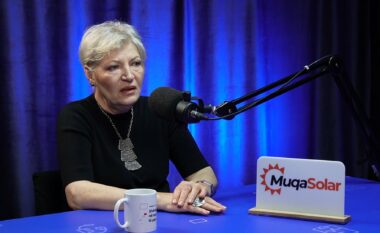 Kujdesi ndaj të porsalindurve – doktoresha Teuta Hasbahta flet për rëndësinë e të ushqyerit me gji, verdhëzën e ngërçet e barkut