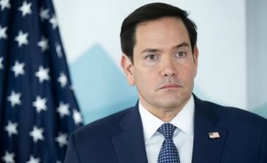 Sekretari amerikan i Shtetit do të marrë pjesë në bisedimet Ukrainë-Rusi në Turqi