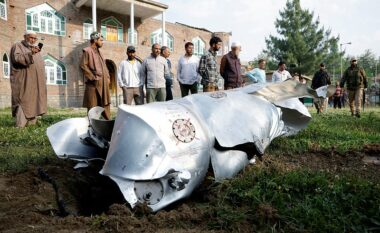 Pesë aeroplanë luftarakë indianë u rrëzuan, thotë ushtria pakistaneze