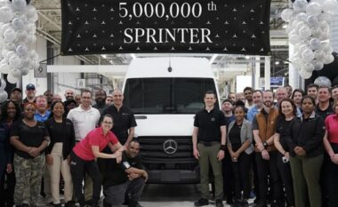 Mercedes-Benz prodhon Sprinterin e pesë miliontë