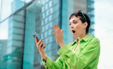 Rrezik i madh, gjysma e telefonave funksionojnë me softuer të vjetëruar