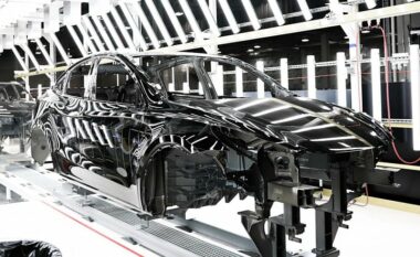 Ndërpritet prodhimi i Tesla Model Y dhe Cybertruck