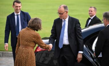 Liderët botëror urojnë kancelarin e ri gjerman