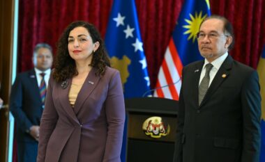 Osmani u prit në takim nga kryeministri i Malajzisë, Anwar Ibrahim – diskutuan për mundësinë e bashkëpunimit mes dy vendeve
