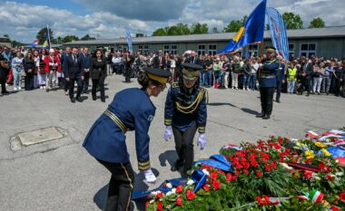 Osmani në kampin Mauthausen të Austrisë: T’i mbrojmë vlerat për të cilat ata u flijuan