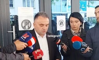 Florin Besimi pas shpalljes së vendimit për Spitalin Modular: Kjo nuk është drejtësi, familjarët e viktimave nuk e meritojnë këtë