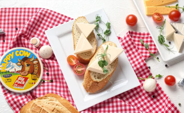 Receta e ditës, sandwich i lehtë me dajthin e butë legjendar Happy Cow