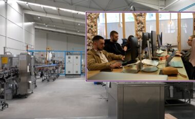 Dy realitete në Kosovë – fabrikat zbrazen, teknologjia informative rritet