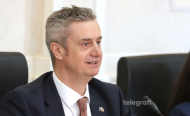 Ambasadori Hargreaves flet për bllokadën institucionale: Populli i Kosovës pret veprim – formoni Kuvendin dhe Qeverinë