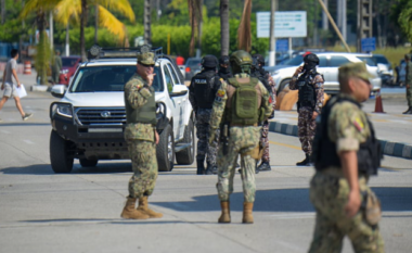 Kriminelët vranë 11 ushtarë në Ekuador
