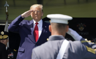 Përvjetori i ushtrisë dhe ditëlindja e Trumpit, Amerika përgatitet për një paradë të madhe ushtarake