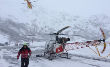 Ortek në Aplet zvicerane, helikopterët dhe qentë po kërkojnë për të mbijetuar