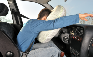 A e dini kur dhe si u krijua airbag?
