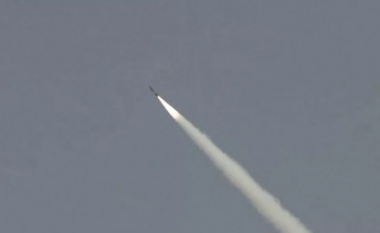 Pakistani teston raketa balistike – rriten tensionet me Indinë