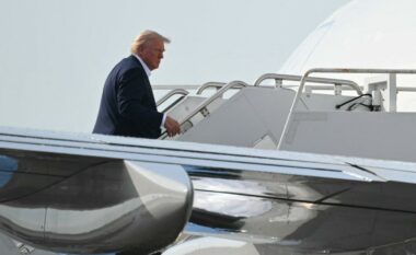 Trump përsërit kërcënimin për përdorimin e forcës ushtarake për të aneksuar Grenlandën