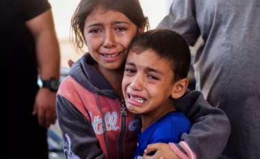 “Ulem e qaj si fëmijë që nuk po mundem t’u siguroj ushqim”, emocionon rrëfimi i një babai palestinez për fëmijët e tij