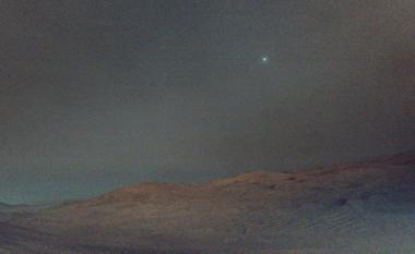 NASA tregon qiellin marsian para lindjes së diellit
