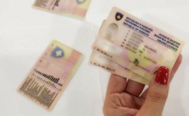 Dosja e Prokurorisë ndaj ekzaminerit dhe instruktores, dyshohen se pranuan 200 euro ryshfet për t’ia mundësuar kalimin e testit një kandidateje
