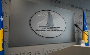 GLPS tha se 30 vendime të qeverisë në largim janë të kundërligjshme, reagon këshilltarja e Kurtit