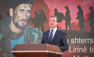 Kurti: Trashëgimia ushtarake, politike dhe artistike e Agim Ramadanit vazhdon ende të na befasojë