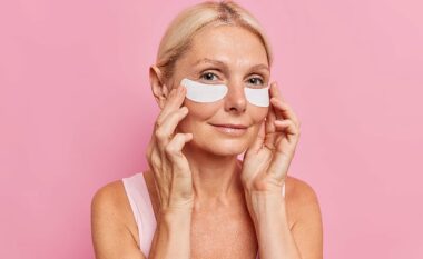 Mungesa e këtyre vitaminave çon në formimin e rrathëve të errët nën sy