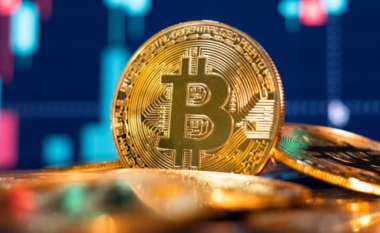 Bitcoin sërish shkon mbi 100 mijë dollarë