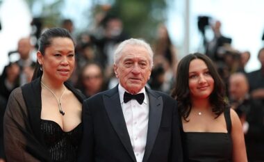 Robert De Niro mbërrin në Kanë me vajzën e tij Helen: Kjo është paraqitja e saj e parë publike që nga viti 2015