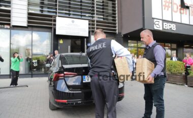 Bastisjet në Ministrinë e Bujqësisë, sekuestrohen materiale