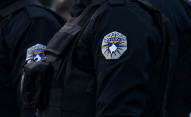 Aksion policor në Njësinë e Patentë Shoferëve në Prishtinë