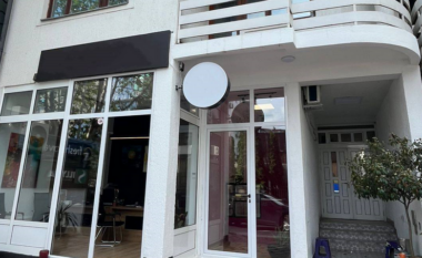 Shitet shtëpia me sipërfaqe prej 360 m² në lagjen Pejton në Prishtinë