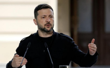 Rritet mbështetja për Zelenskyn, thotë sondazhi i ri