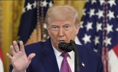 Trump: SHBA-të mund ta vrasin udhëheqësin iranian, por nuk do ta bëjnë – ‘për momentin’