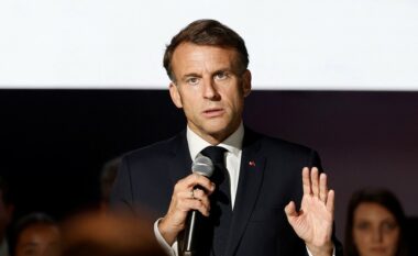 Macron i bën thirrje Iranit të tregojë “përmbajtje maksimale” pas bisedës telefonike me Pezeshkian