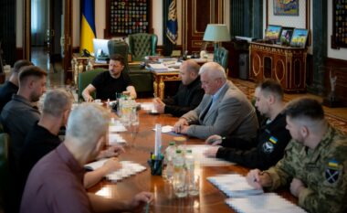 Zelensky konfirmon se Ukraina nesër do të marrë pjesë në bisedimet për paqe të organizuara në Turqi