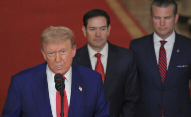 Trump: Dëmtimi i centraleve bërthamore ‘monumental’
