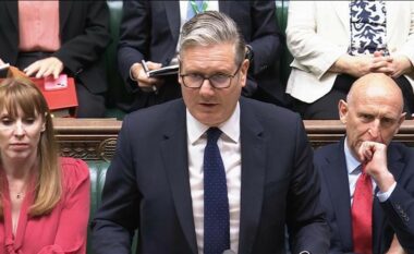 Kryeministri britanik: I bëjmë thirrje Iranit dhe Izraelit të respektojnë armëpushimin