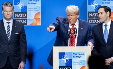 Gruaja e ushtarit ukrainas pyet Trumpin për raketat Patriot