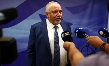 Ish-ministri izraelit akuzon Netanyahun për armatosjen e xhihadistëve në Gaza