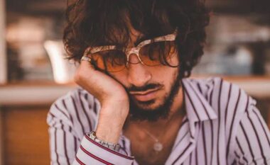 A ndiheni gjithmonë të lodhur dhe të dobët? Mund të keni çrregullim neurologjik funksional