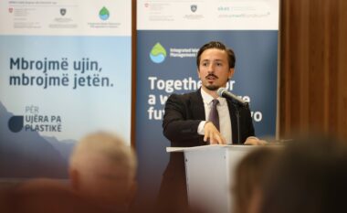 “Për ujëra pa plastikë” – Kosova shënon Ditën Botërore të Mjedisit me thirrje për veprim dhe vetëdijesim